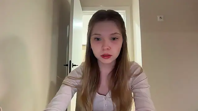 Snapshot of CandysRose chatting on May 8, 2026, 6:12 pm CandysRose online show from May 8, 2026, 6:12 pm