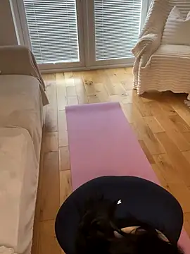 Snapshot of Ruby-Black chatting on November 25, 2025, 11:10 am Ruby-Black online show from November 25, 2025, 11:10 am