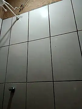 Snapshot of EggedGrowth chatting on November 23, 2025, 12:26 pm EggedGrowth online show from November 23, 2025, 12:26 pm