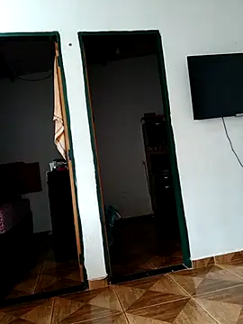 Snapshot of EggedGrowth chatting on November 12, 2025, 1:26 pm EggedGrowth online show from November 12, 2025, 1:26 pm