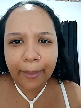 Snapshot of EggedGrowth chatting on November 15, 2025, 1:09 am EggedGrowth online show from November 15, 2025, 1:09 am