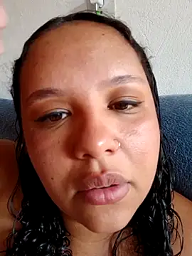 Snapshot of EggedGrowth chatting on November 1, 2025, 2:11 pm EggedGrowth online show from November 1, 2025, 2:11 pm