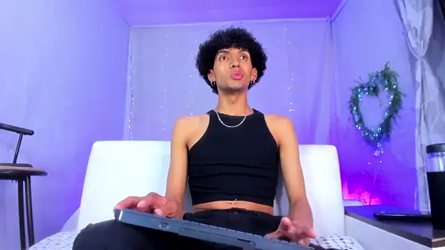 josesweet  online show from November 2, 2025, 5:56 am