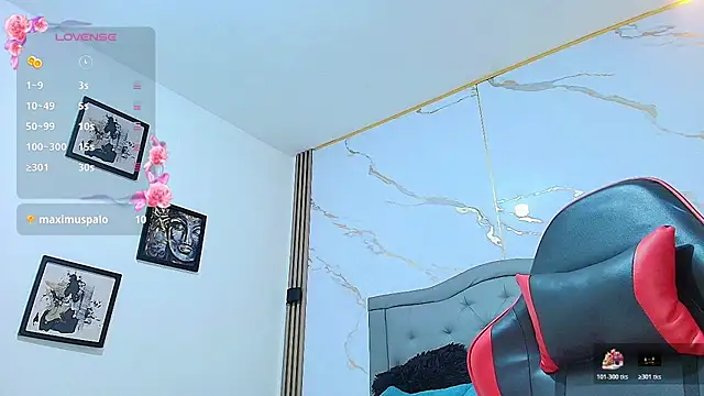 Nina Rouge7 online show from January 13, 2026, 6:12 pm