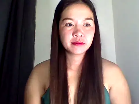 Snapshot of dolly_jane34 chatting on March 3, 2026, 8:27 pm dolly jane34 online show from March 3, 2026, 8:27 pm