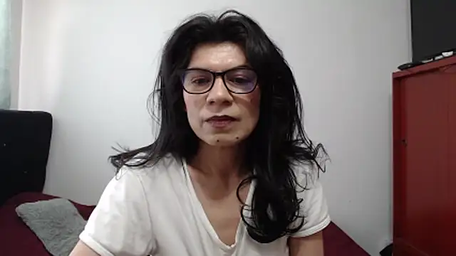 abrilsex23 online show from April 7, 2026, 7:15 pm