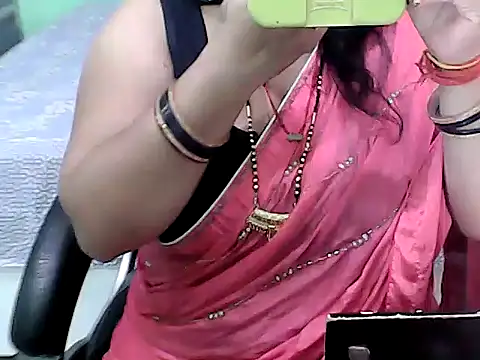 BABITA KUMARII online show from April 8, 2026, 5:03 pm