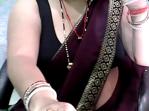 Snapshot of BABITA_KUMARII chatting on April 17, 2026, 5:05 pm BABITA KUMARII online show from April 17, 2026, 5:05 pm