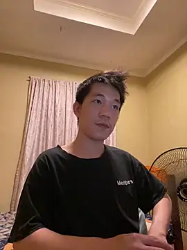 Snapshot of asian_guy_69 chatting on September 24, 2025, 1:28 pm asian guy 69 online show from September 24, 2025, 1:28 pm
