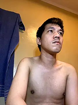 Snapshot of asian_guy_69 chatting on October 8, 2025, 12:23 am asian guy 69 online show from October 8, 2025, 12:23 am