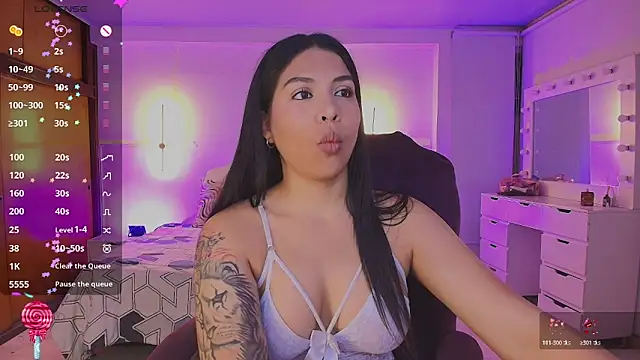 kloe28 online show from May 29, 2026, 3:34 am