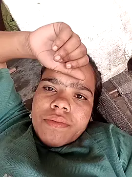 Snapshot of Ok_pooja chatting on October 9, 2025, 6:25 am Ok pooja online show from October 9, 2025, 6:25 am