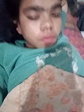 Snapshot of Ok_pooja chatting on October 10, 2025, 12:22 am Ok pooja online show from October 10, 2025, 12:22 am
