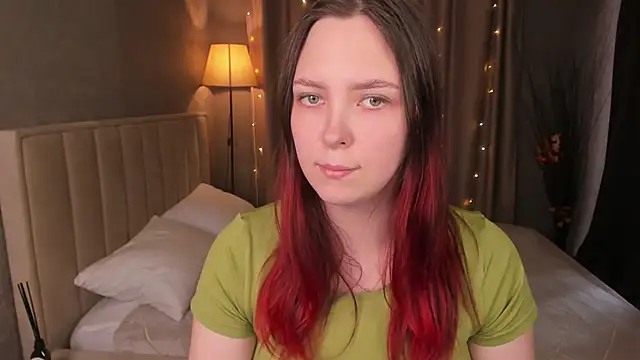 Monica  Queen online show from March 12, 2026, 5:34 am