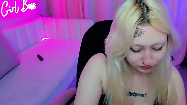 Snapshot of JuliaSharkk chatting on September 29, 2025, 1:50 pm JuliaSharkk online show from September 29, 2025, 1:50 pm