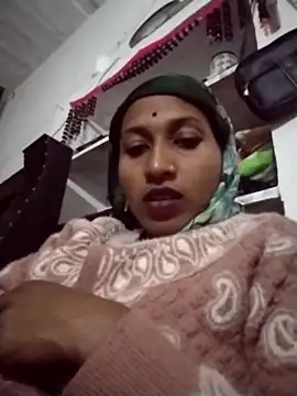 Hot ruip58585 online show from November 28, 2025, 1:11 pm