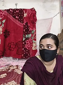 Love Queen11 online show from February 23, 2026, 3:23 pm