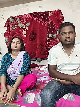 Love Queen11 online show from July 16, 2026, 4:04 pm