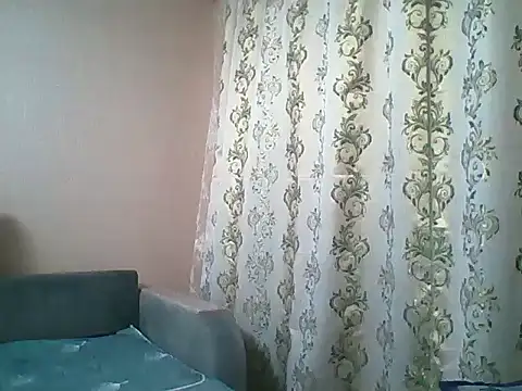 Snapshot of Ceryanne chatting on November 10, 2025, 10:15 pm Ceryanne online show from November 10, 2025, 10:15 pm