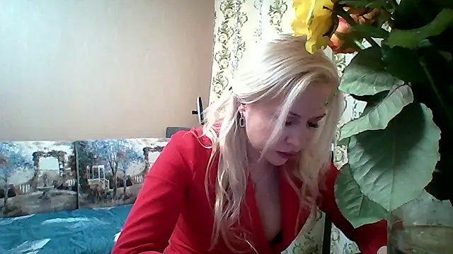 Snapshot of Ceryanne chatting on November 29, 2025, 10:21 pm Ceryanne online show from November 29, 2025, 10:21 pm