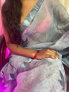 Snapshot of sweet-ananya23 chatting on September 25, 2025, 4:29 am sweet-ananya23 online show from September 25, 2025, 4:29 am