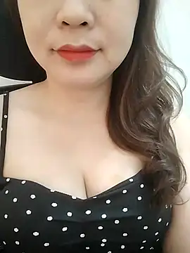 Snapshot of Girl_Shy2000 chatting on April 24, 2026, 4:03 am Girl Shy2000 online show from April 24, 2026, 4:03 am