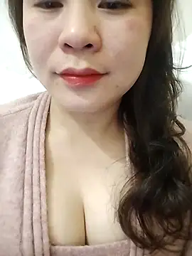 Girl Shy2000 online show from February 12, 2026, 2:17 pm