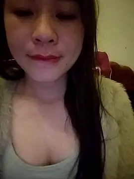 Girl Shy2000 online show from December 2, 2025, 6:42 pm