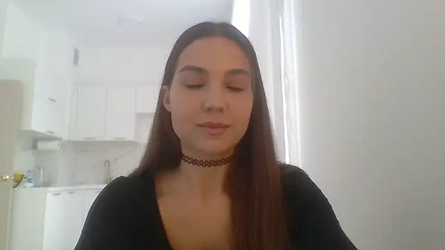 Snapshot of Arivessa chatting on October 25, 2025, 10:03 am Arivessa online show from October 25, 2025, 10:03 am