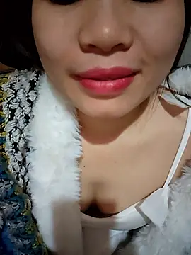 Meoweo 23 online show from November 24, 2025, 9:37 pm