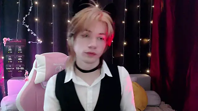 Snapshot of evan_reinhart chatting on January 13, 2026, 4:49 am evan reinhart online show from January 13, 2026, 4:49 am