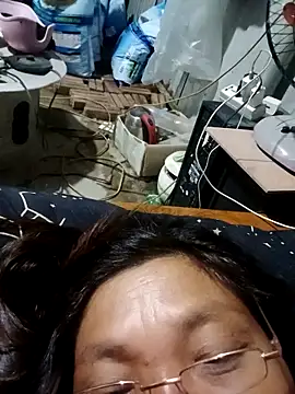 Snapshot of bella-bae chatting on September 29, 2025, 10:26 pm bella-bae online show from September 29, 2025, 10:26 pm