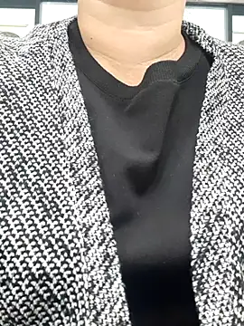 Snapshot of Kimkhaepretty chatting on January 7, 2026, 3:11 am Kimkhaepretty online show from January 7, 2026, 3:11 am