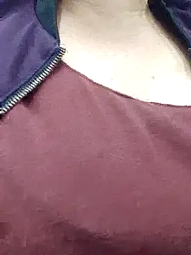 Snapshot of Kimkhaepretty chatting on December 17, 2025, 5:01 am Kimkhaepretty online show from December 17, 2025, 5:01 am