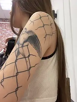 Luna Olsen online show from January 12, 2026, 4:30 am