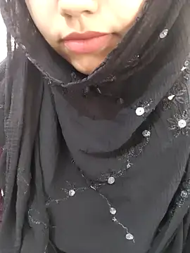 Miss Rose   online show from November 12, 2025, 7:34 am