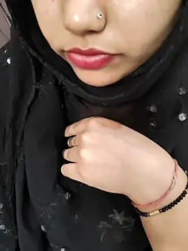 Miss Rose   online show from March 16, 2026, 5:44 am