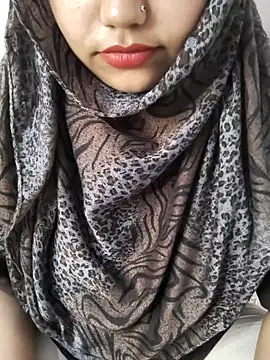 Miss Rose   online show from March 31, 2026, 4:58 am