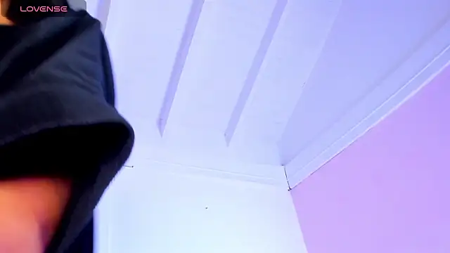 melevansxs online show from February 6, 2026, 5:58 am