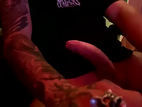 Snapshot of Sinner___ chatting on November 16, 2025, 11:52 pm Sinner online show from November 16, 2025, 11:52 pm