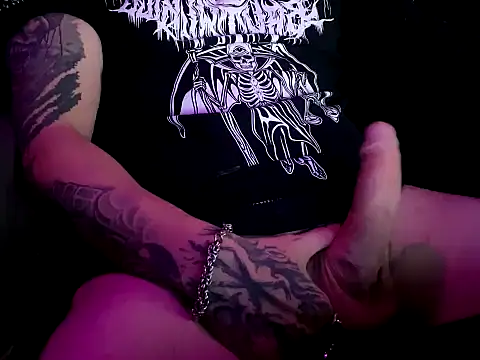 Snapshot of Sinner___ chatting on September 30, 2025, 11:00 pm Sinner online show from September 30, 2025, 11:00 pm