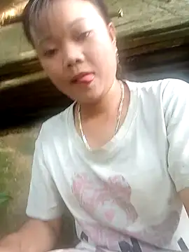 Snapshot of Samyy_xx chatting on October 30, 2025, 12:42 am Samyy xx online show from October 30, 2025, 12:42 am