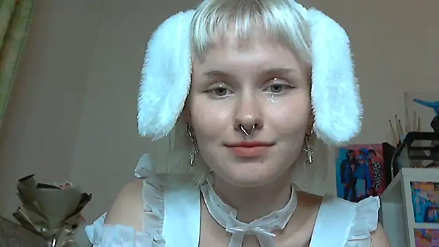 Snapshot of Paradoxy_ chatting on October 12, 2025, 8:32 pm Paradoxy online show from October 12, 2025, 8:32 pm