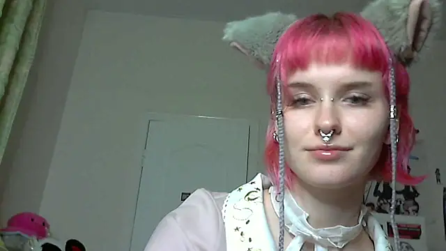 Snapshot of Paradoxy_ chatting on February 19, 2026, 8:28 pm Paradoxy online show from February 19, 2026, 8:28 pm