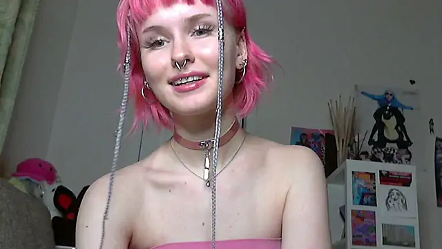 Snapshot of Paradoxy_ chatting on February 13, 2026, 8:42 pm Paradoxy online show from February 13, 2026, 8:42 pm