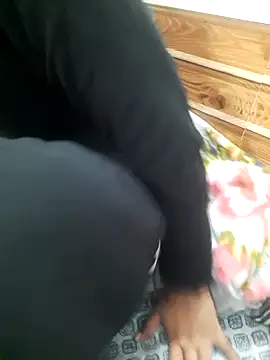 Snapshot of Minakshi_677 chatting on October 17, 2025, 4:05 am Minakshi 677 online show from October 17, 2025, 4:05 am