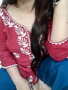 Snapshot of Minakshi_677 chatting on October 12, 2025, 2:24 am Minakshi 677 online show from October 12, 2025, 2:24 am