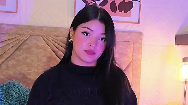 Snapshot of EmmaBlossom chatting on February 19, 2026, 3:20 pm EmmaBlossom online show from February 19, 2026, 3:20 pm