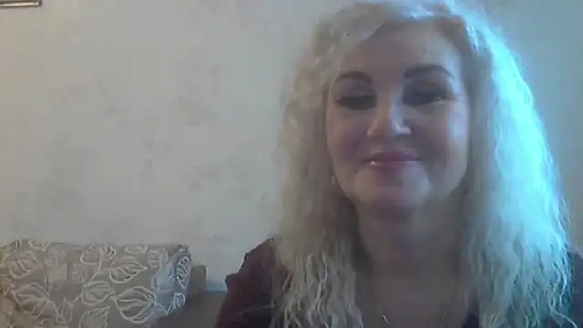 LadySexyBlond online show from October 30, 2025, 5:28 am