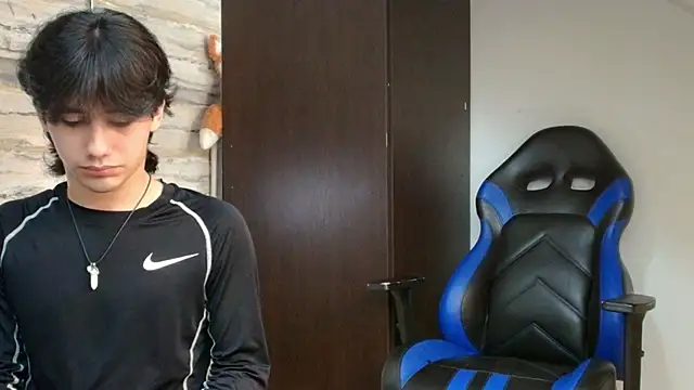 Lovers 21 online show from April 2, 2026, 4:08 am